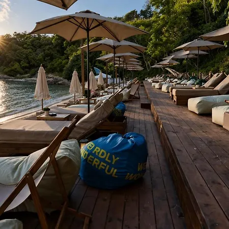 Beachfront With Pool View In * سوزوبول